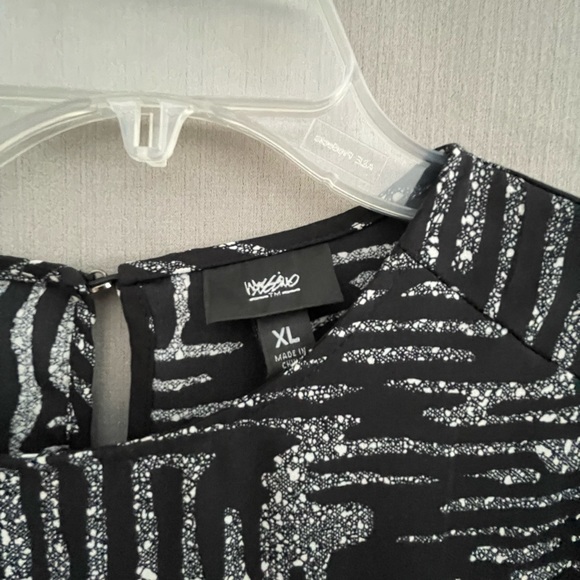 Blouse - Picture 3 of 3